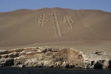 Geoglyf trojzubec Paracas